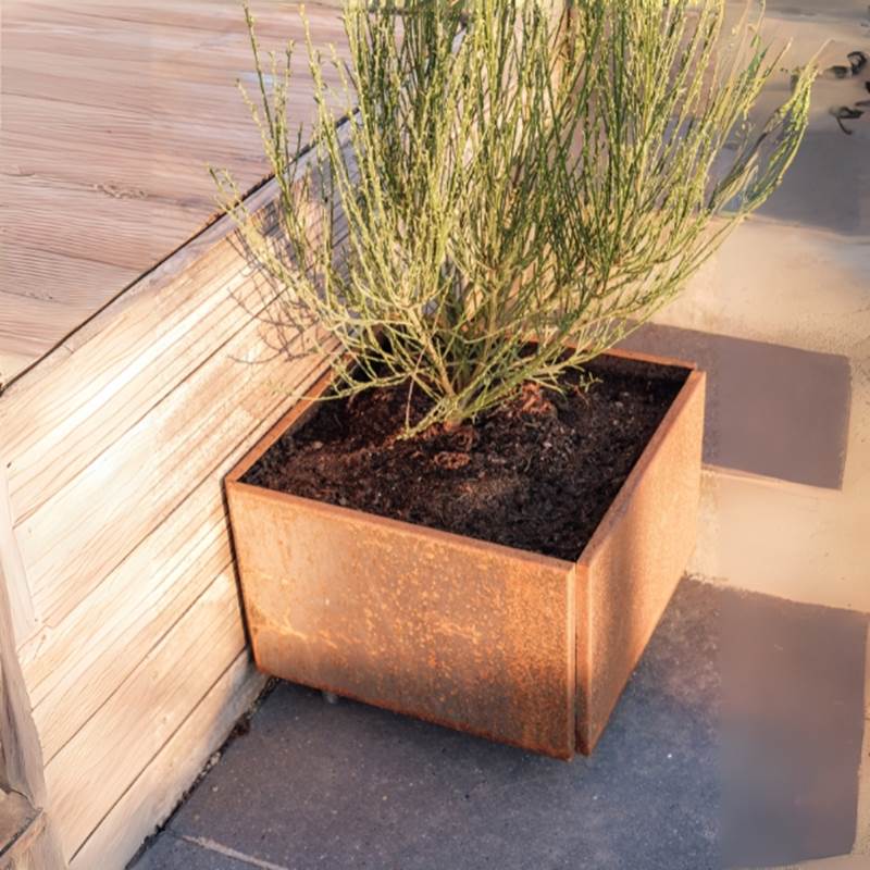 Plantekasser Land Classic, jern/rust (Bredde: 40 cm) Plantekasser Land Classic, jern/rust (Bredde: 40 cm)