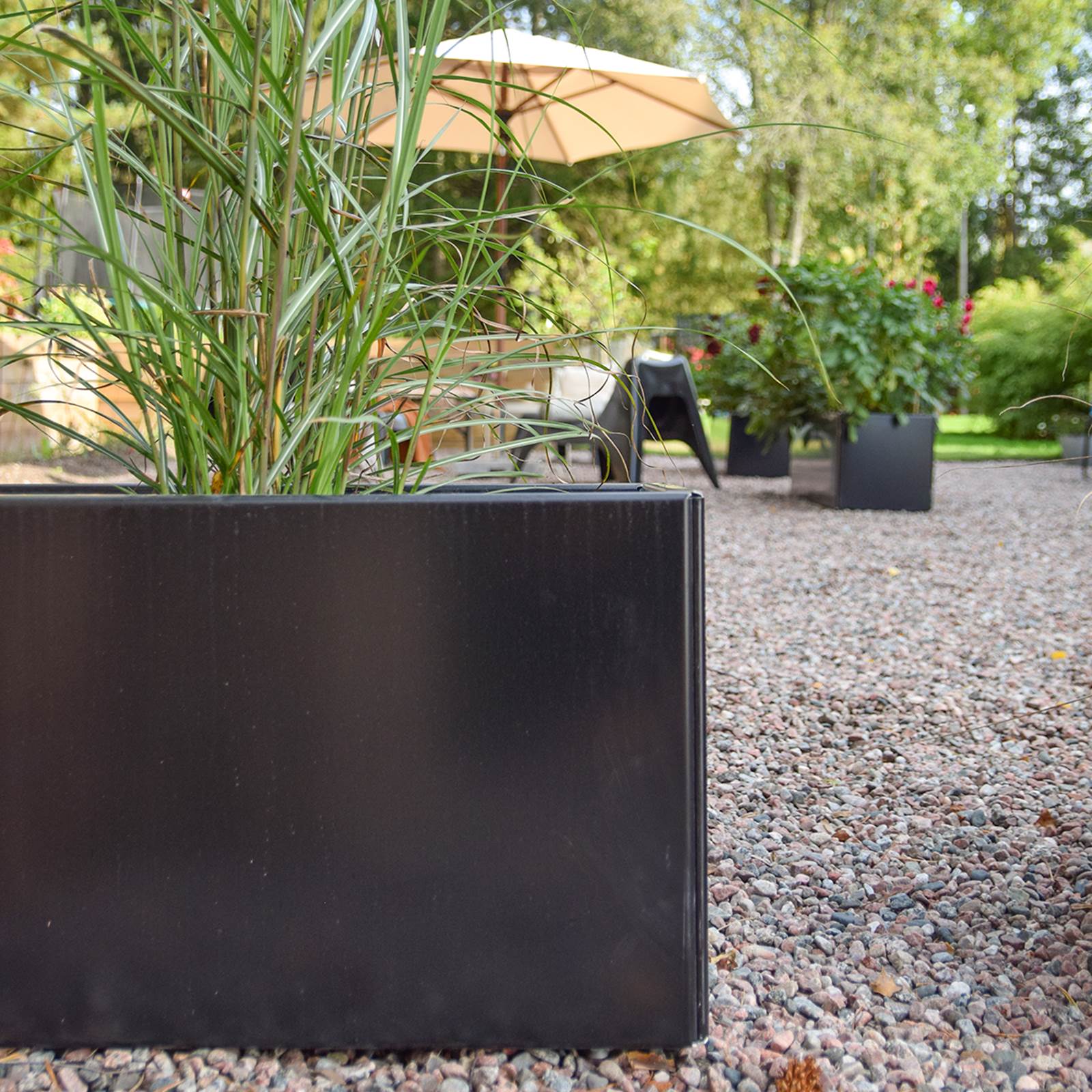 Blomlådor, svart, höjd 40 cm - flera längder Blomlådor, svart, höjd 40 cm - flera längder